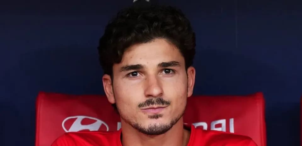 Jugador en el banquillo durante un partido