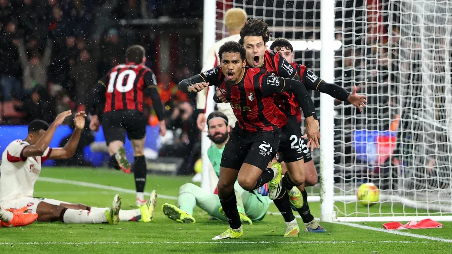 Jugadores de Bournemouth celebrando un gol