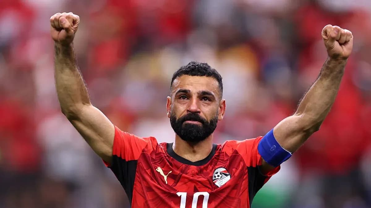 Jugador levantando los brazos en celebración