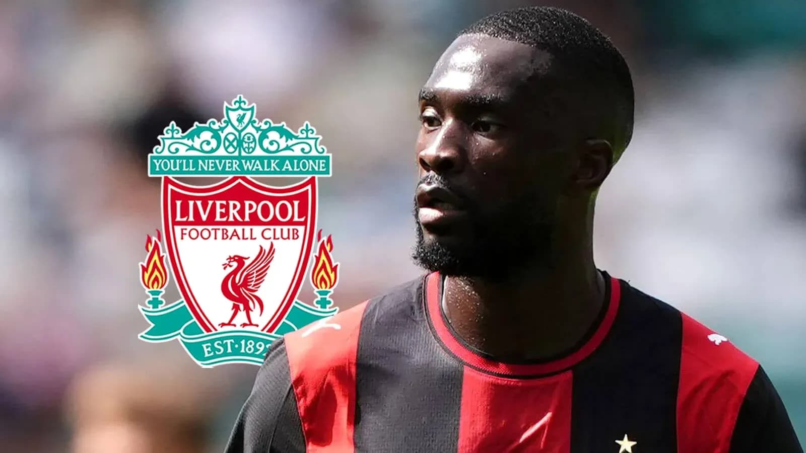 Jugador de fútbol con el logo de Liverpool de fondo