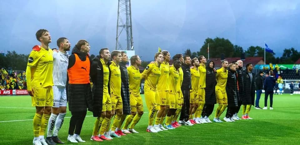 Equipo Bodo/Glimt alineado antes del partido