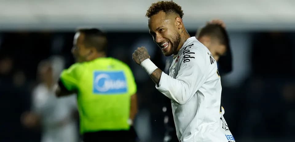 Neymar celebrando tras marcar un gol en el partido