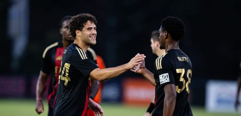 Jugadores de Atlanta United II celebrando un gol