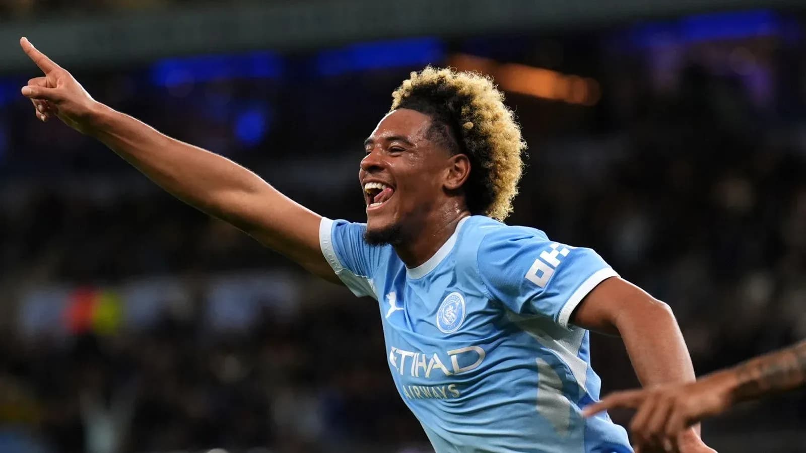 Jugador de Manchester City celebrando un gol