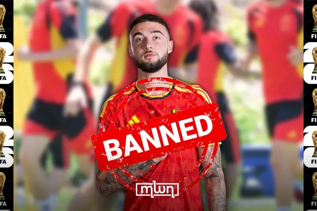 Jugador con camiseta de España marcado como 'BANNED'