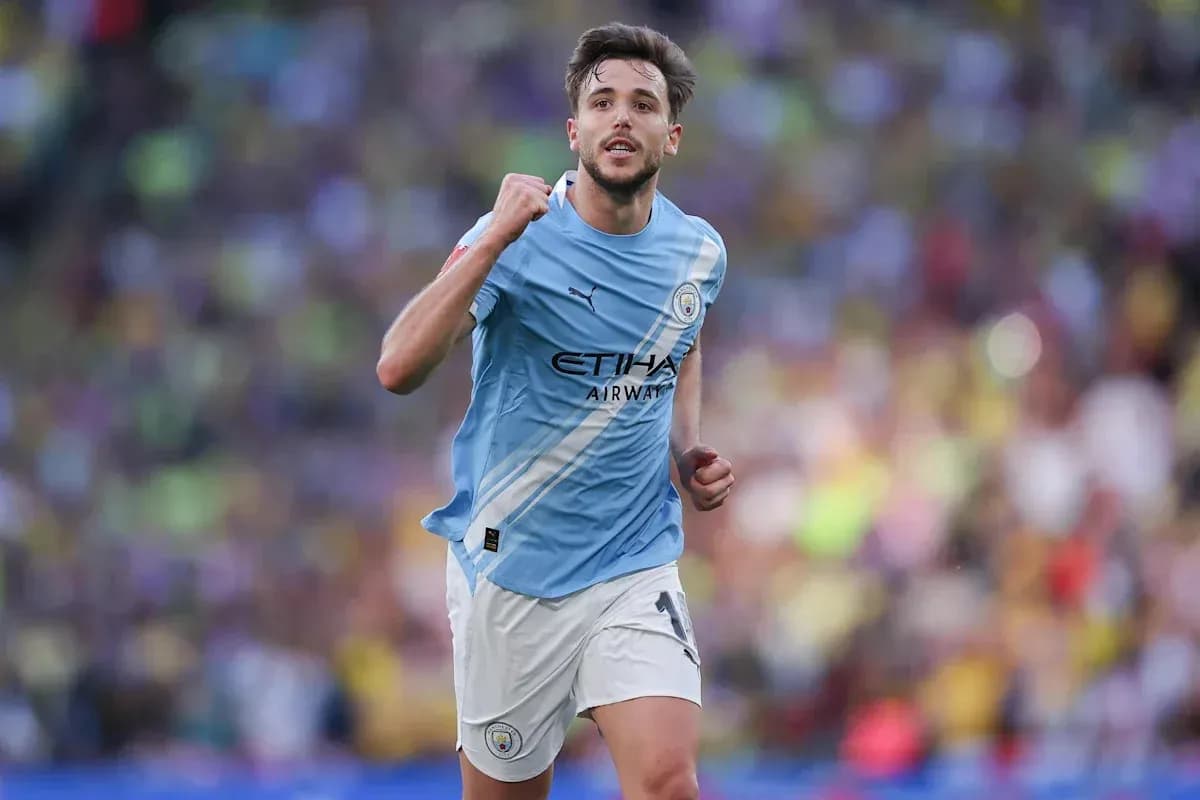 Jugador de Manchester City celebrando en el campo