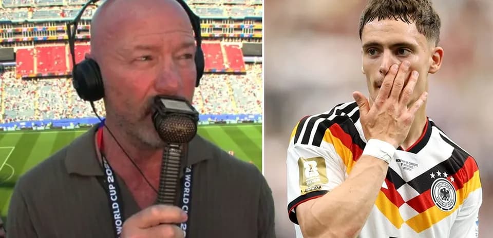 Comentarista hablando en el Mundial y jugador alemán