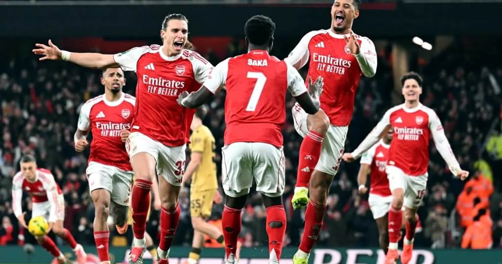 Jugadores del Arsenal celebrando un gol