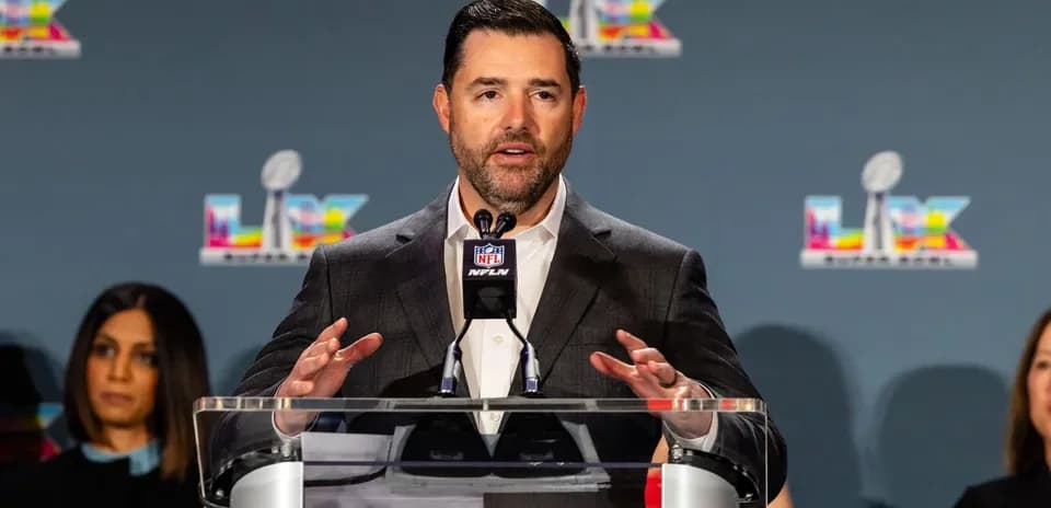 Portavoz en conferencia de prensa sobre el Super Bowl