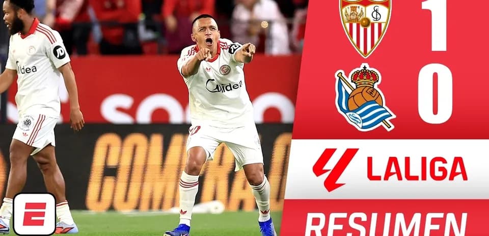 Jugador de Sevilla celebrando gol contra Real Sociedad