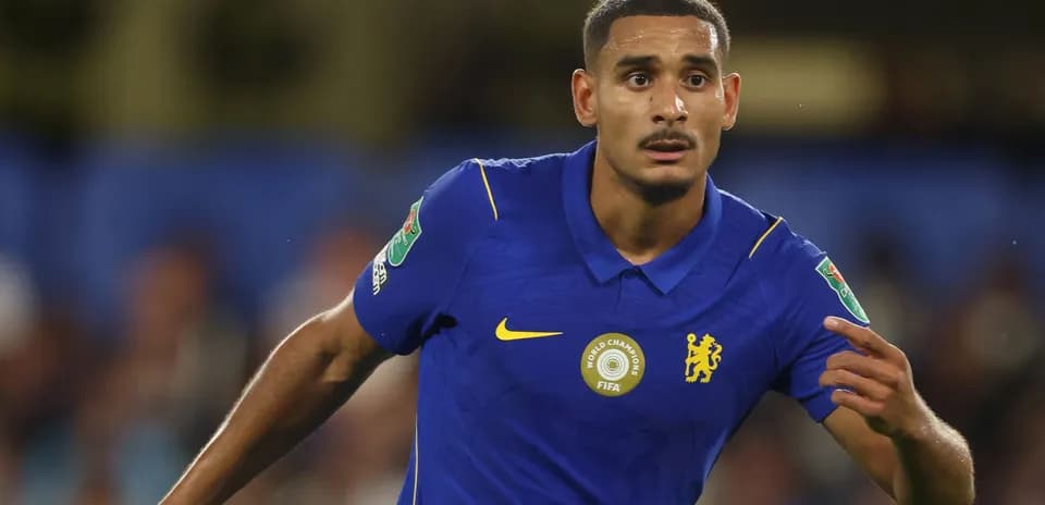 Jugador de Chelsea en acción durante el partido