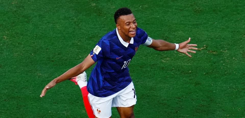 Kylian Mbappé celebrando un gol en el Mundial