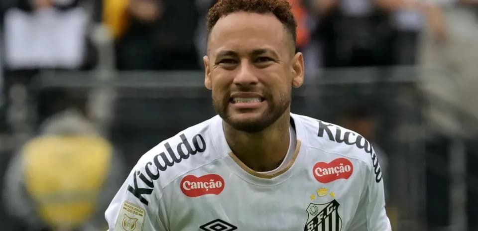 Jugador de Santos FC en el campo de juego
