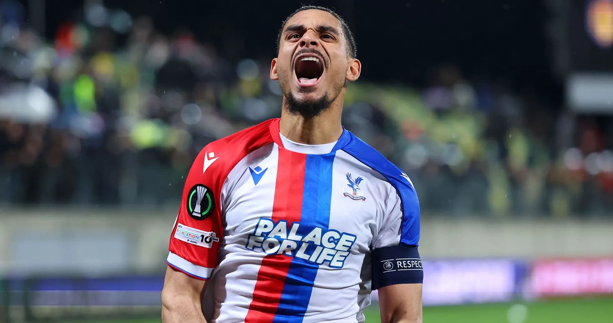 Jugador de Crystal Palace celebrando un gol en el partido