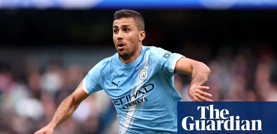 Jugador de Manchester City celebrando un gol en el partido