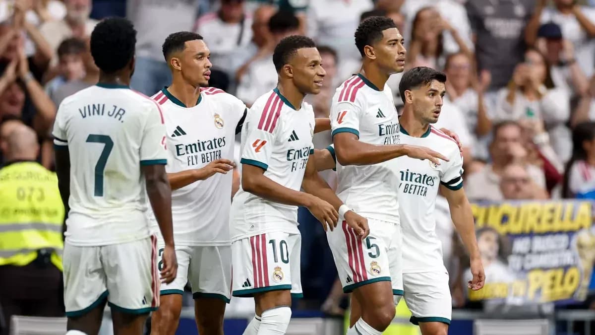 Jugadores del Real Madrid celebrando un gol