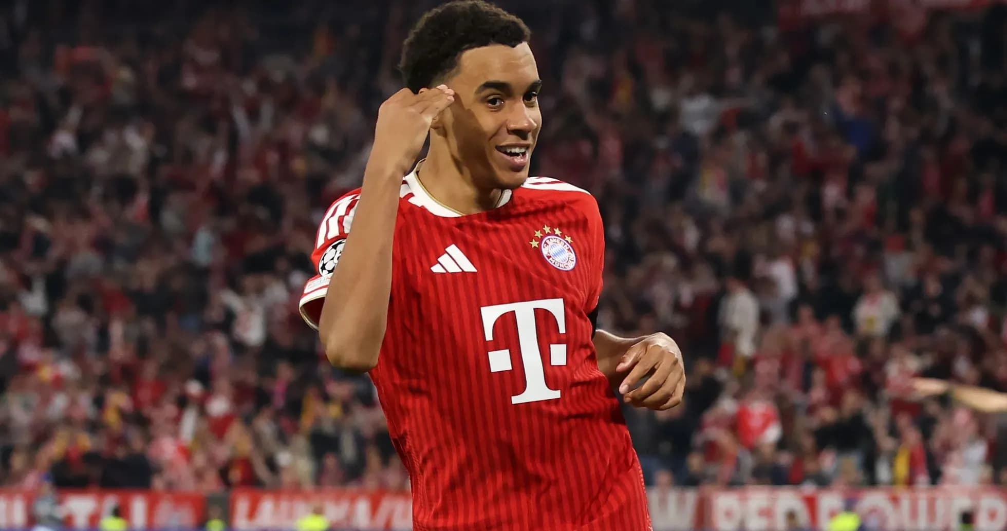 Jugador de Bayern Múnich celebrando un gol