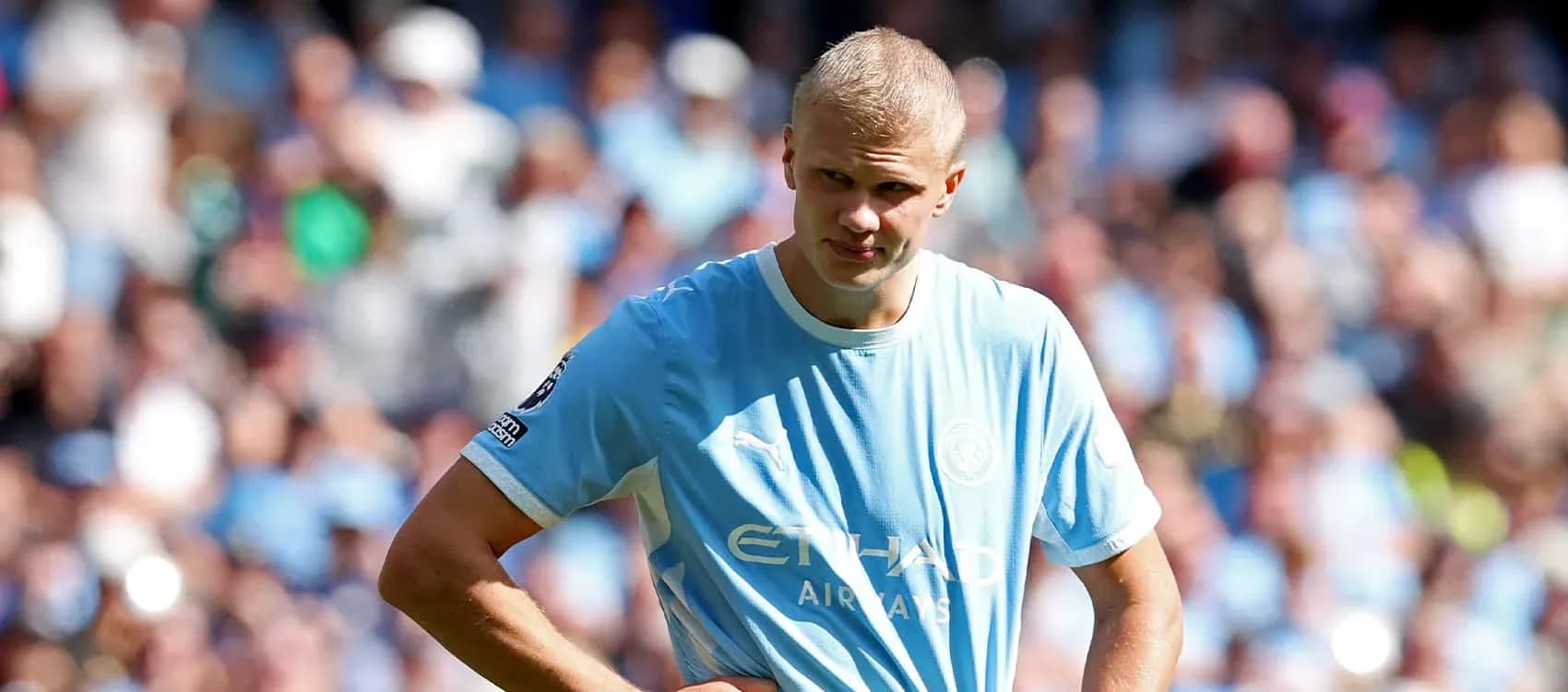 Jugador de Manchester City en el campo durante el partido