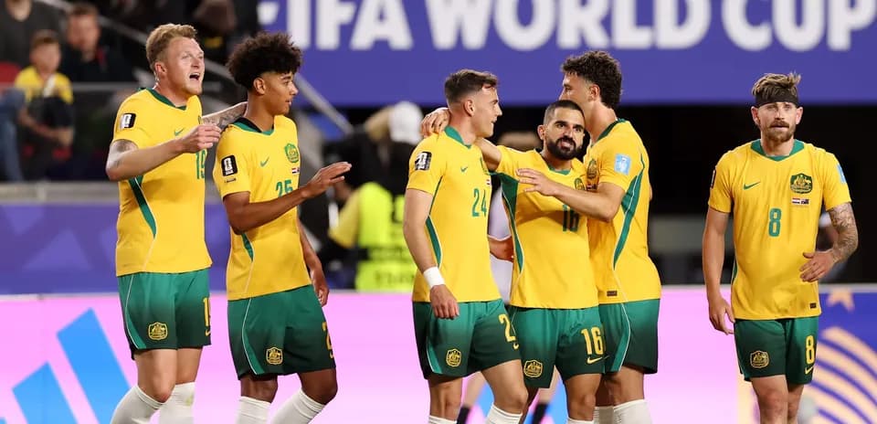 Jugadores de Australia celebrando un gol