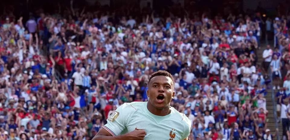 Jugador de Francia celebrando gol en el Mundial 2026