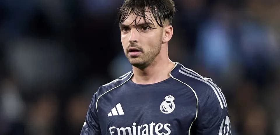 Jugador de Real Madrid en uniforme de portero