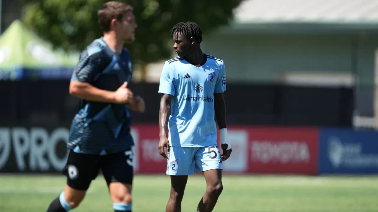 Jugadores de Minnesota United II en el campo