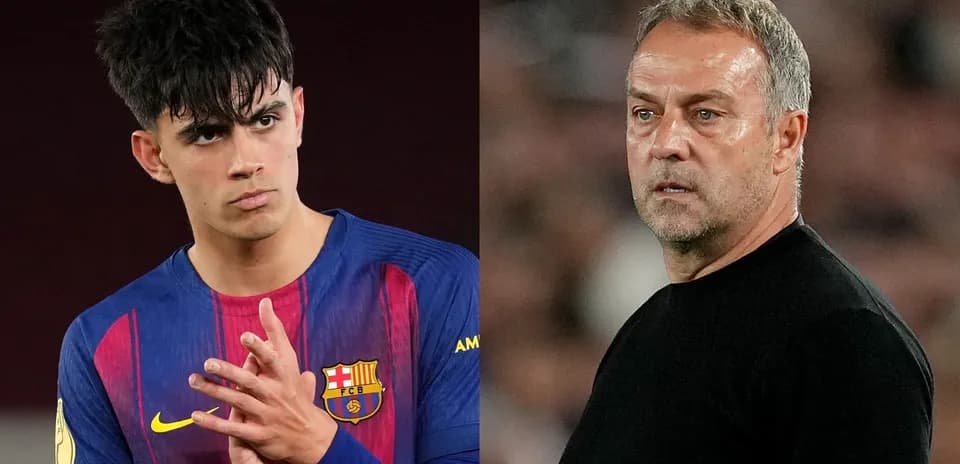 Jugador y entrenador de FC Barcelona en el campo
