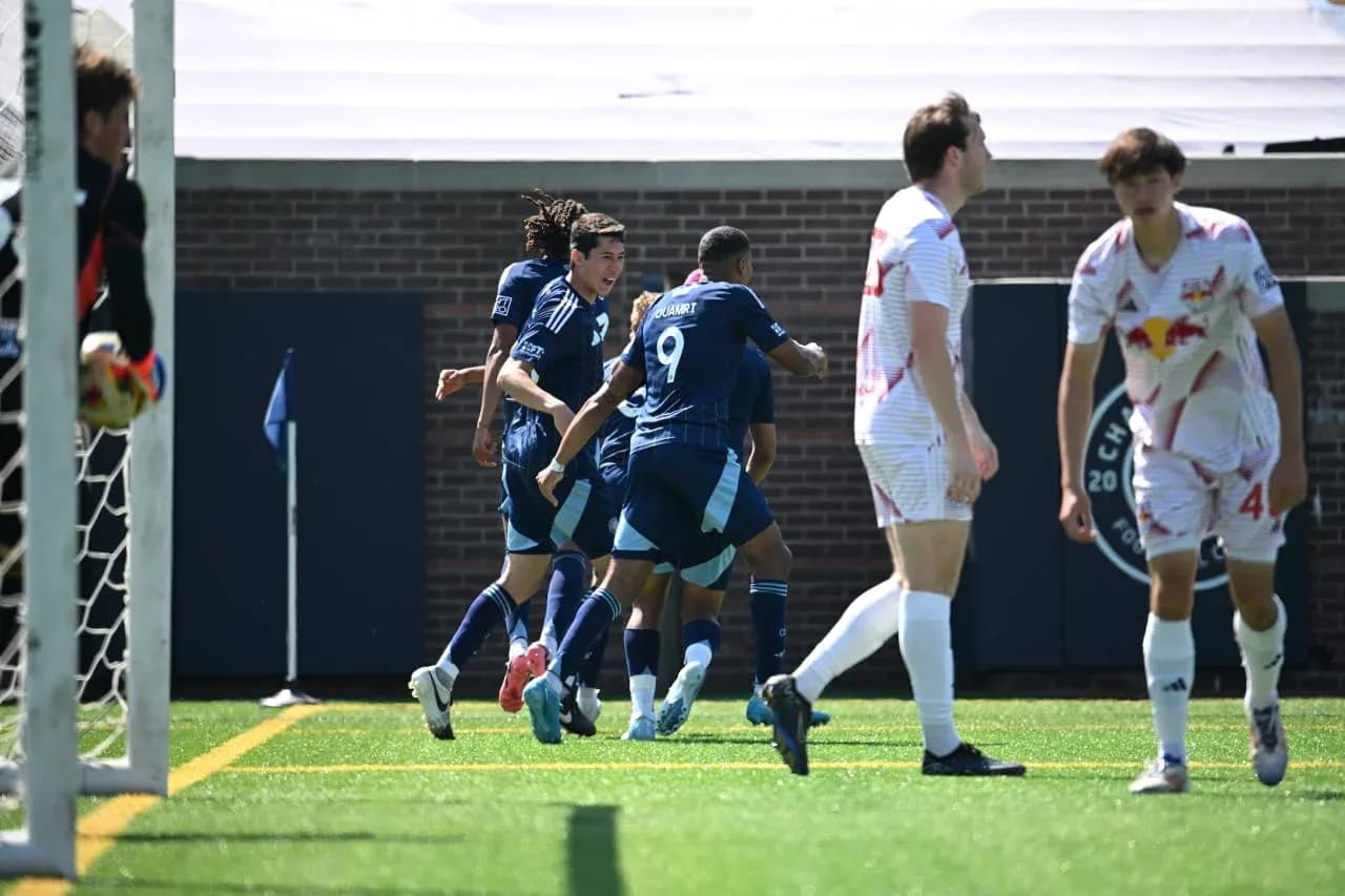 Celebración de gol de Chattanooga en el partido