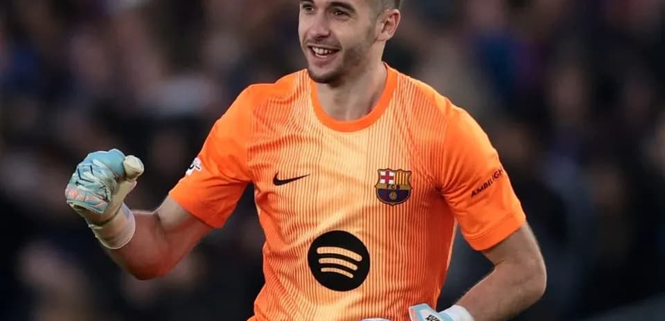 Portero celebrando durante un partido de fútbol