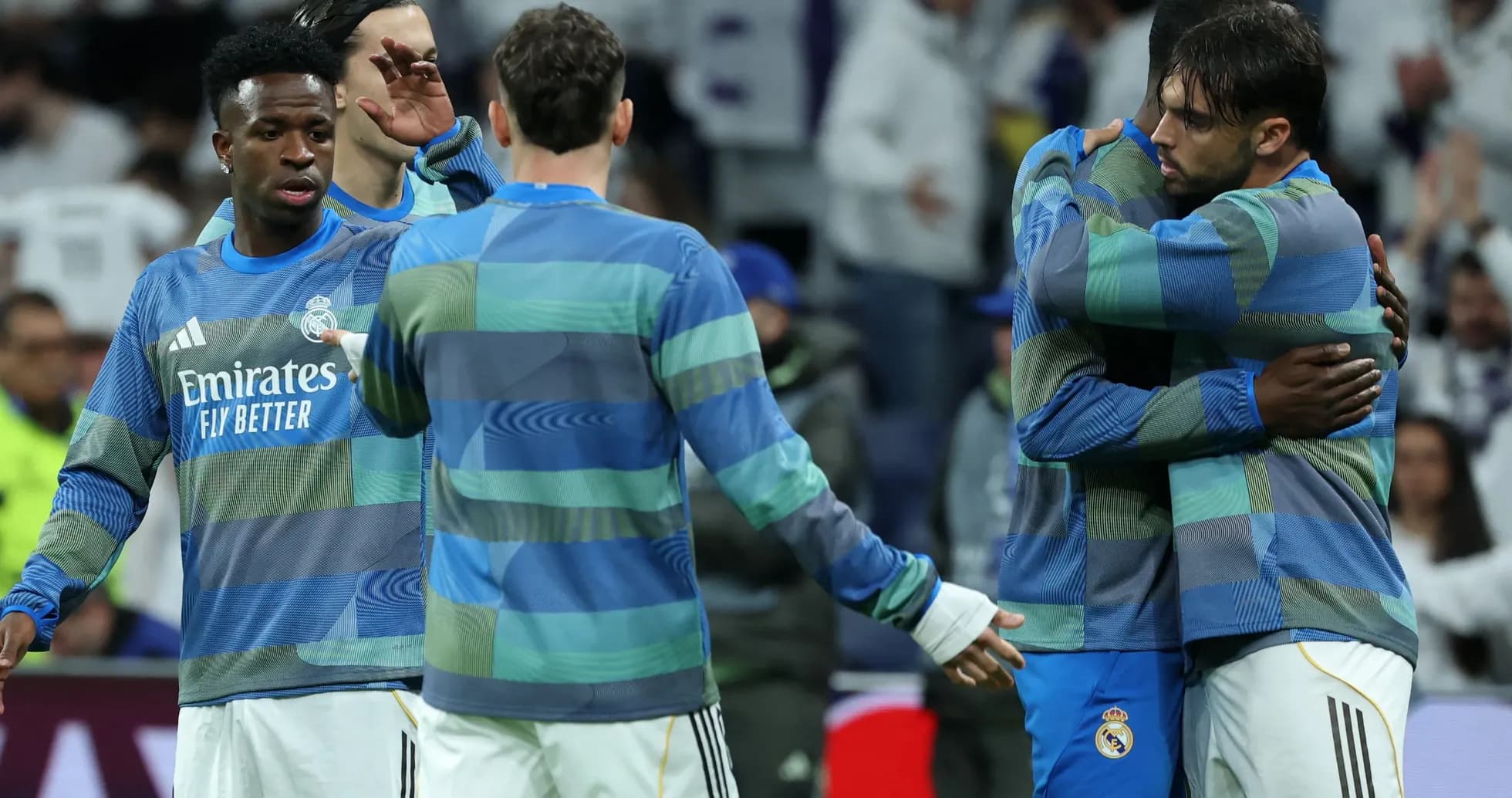 Jugadores del Real Madrid en la zona de calentamiento