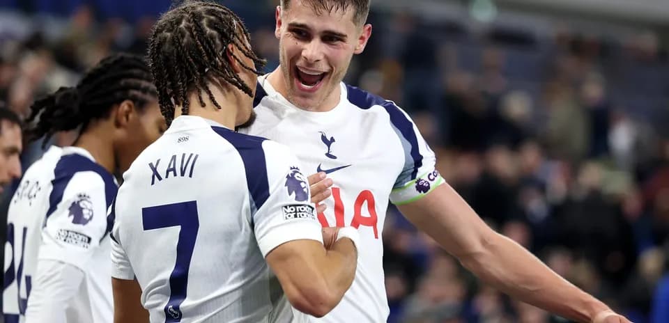 Jugadores del Tottenham celebrando un gol