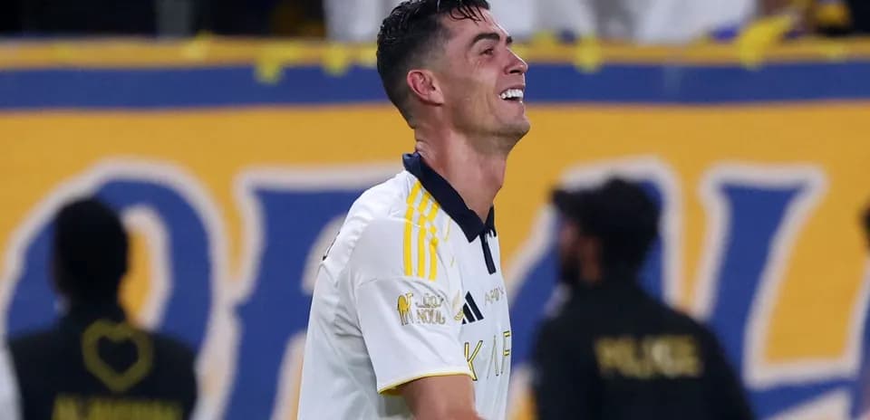 Cristiano Ronaldo sonriendo durante un partido