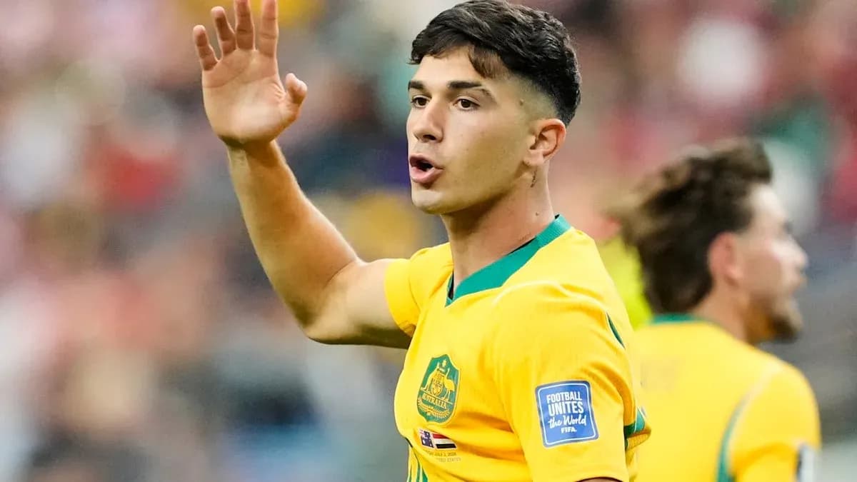 Jugador australiano saludando durante el partido