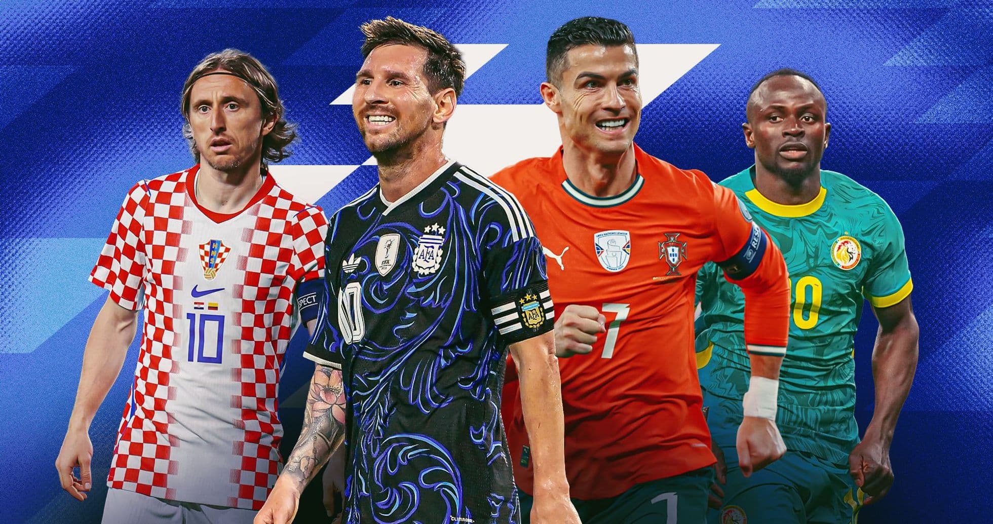 Cuatro futbolistas destacados en fondo colorido