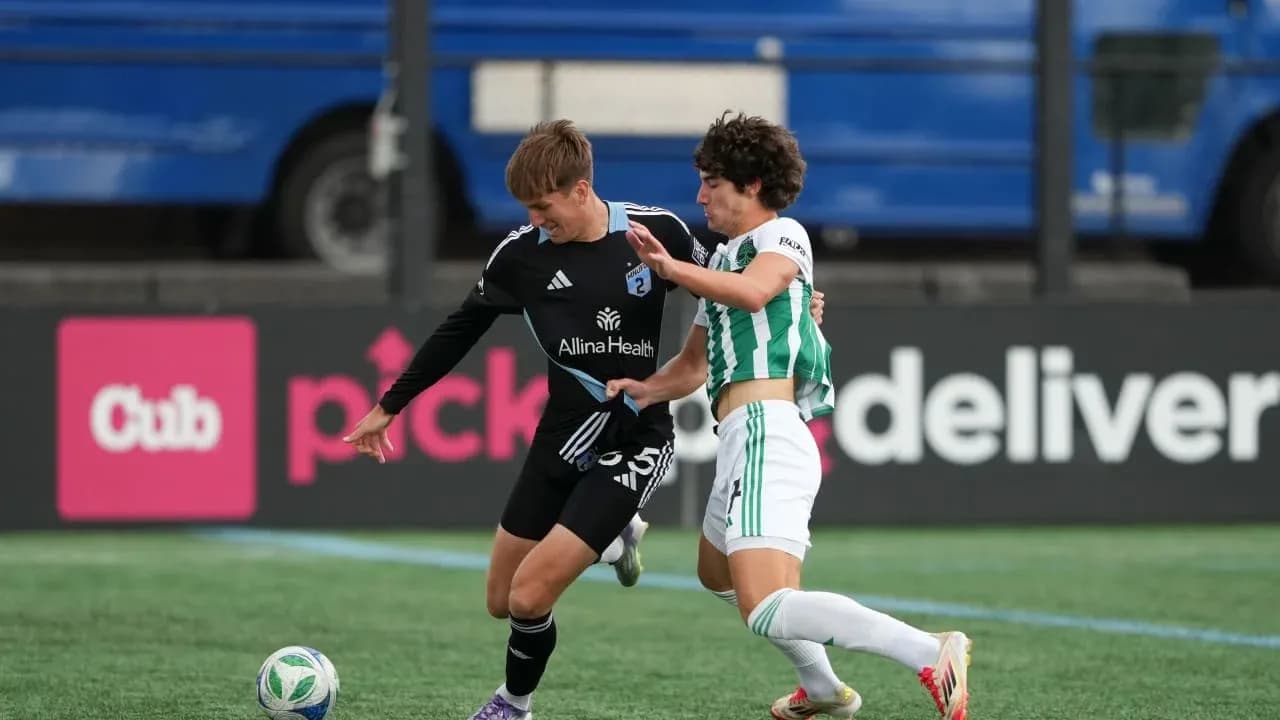Jugador de Minnesota United II en acción