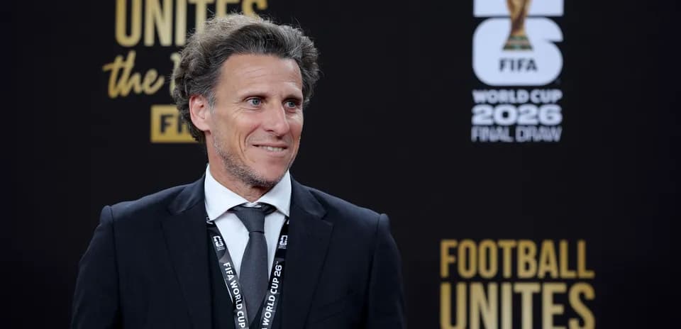 Persona en evento de sorteo de la Copa Mundial 2026