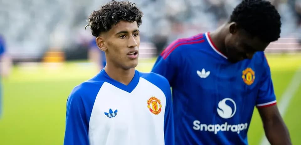 Jugadores de Manchester United en el calentamiento