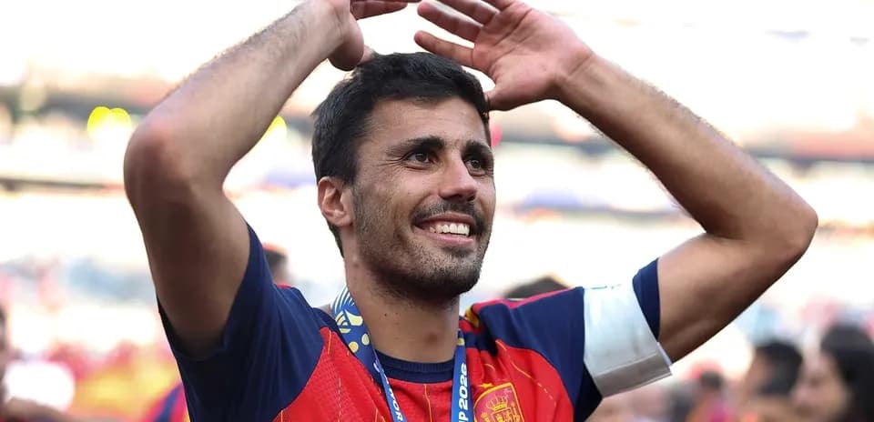Jugador celebrando con medalla en la Copa del Mundo