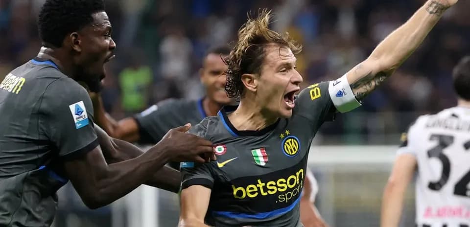 Jugadores de Inter celebrando un gol
