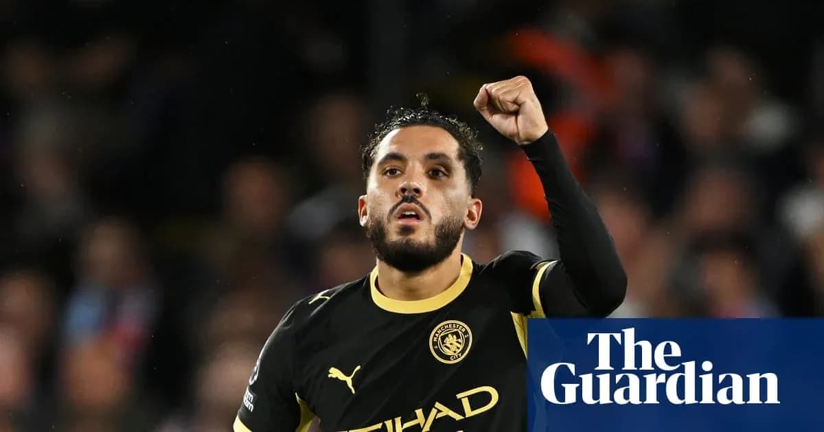Jugador de Manchester City celebra un gol