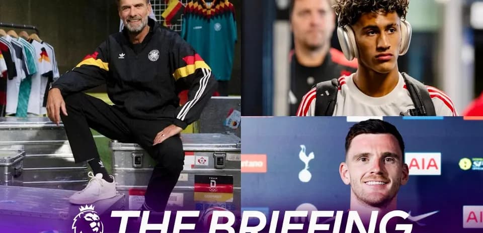 Tres futbolistas en diferentes contextos deportivos