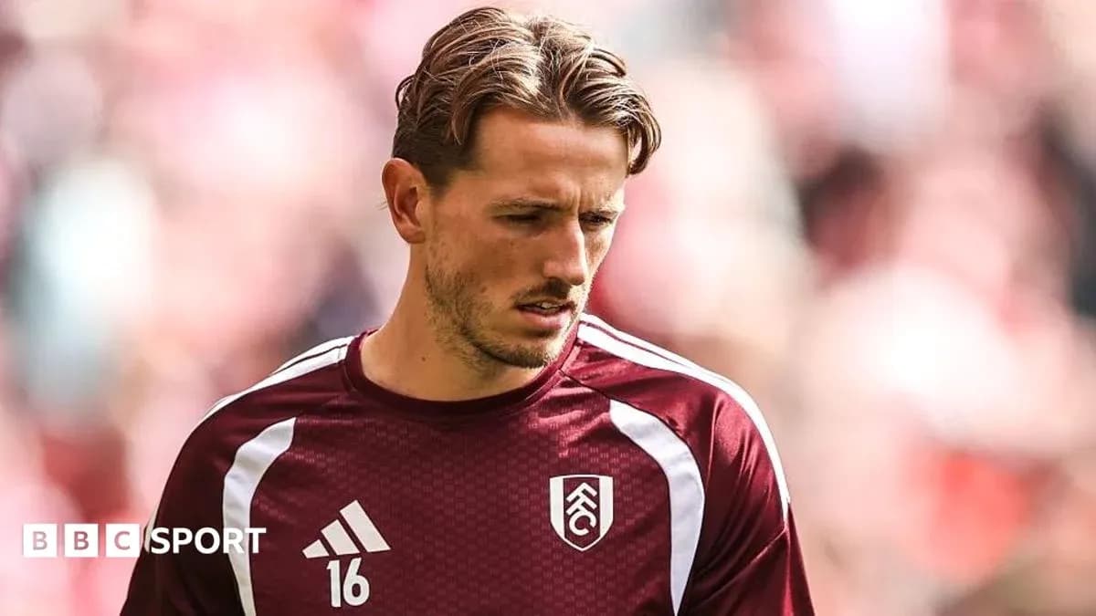 Jugador de Fulham en calentamiento antes del partido
