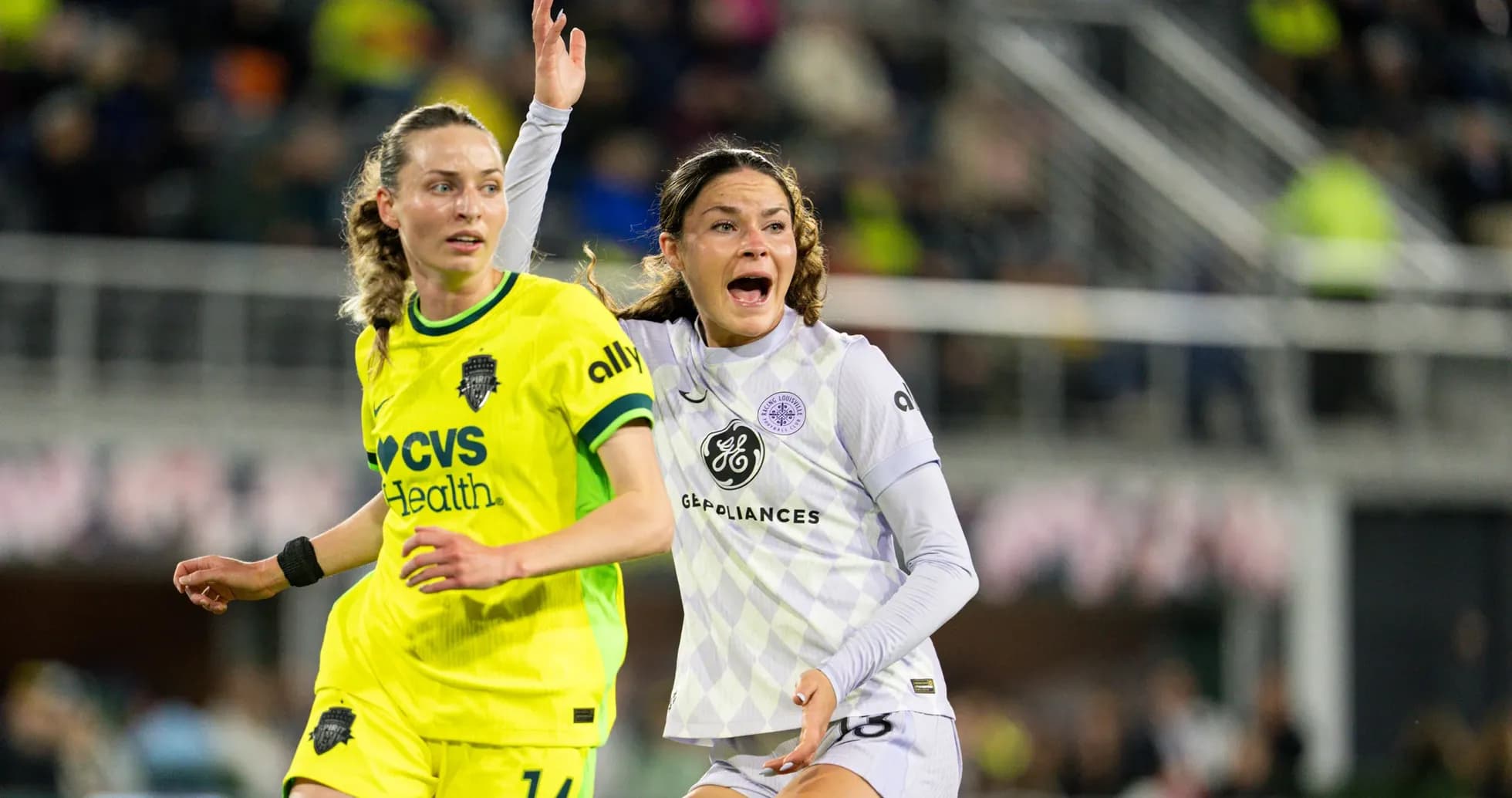 Jugadora de Racing Louisville y Portland Thorns W