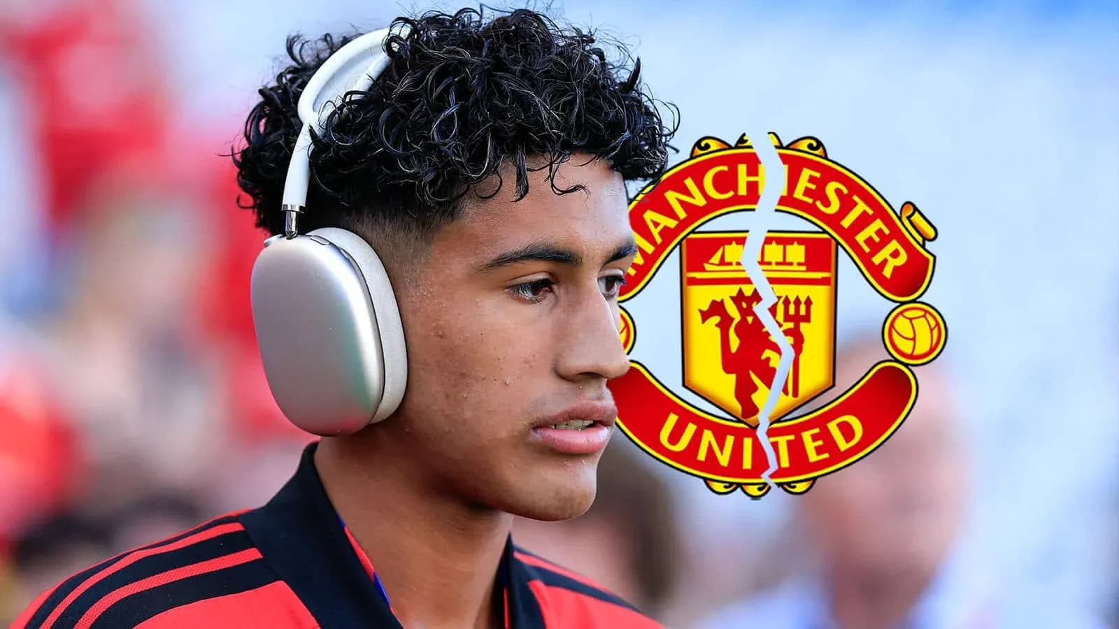 Jugador de Manchester United con auriculares antes del partido