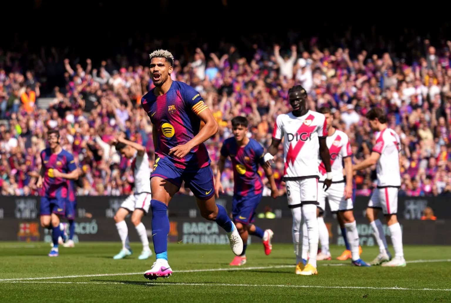 Celebración de un gol de Barcelona en el Camp Nou