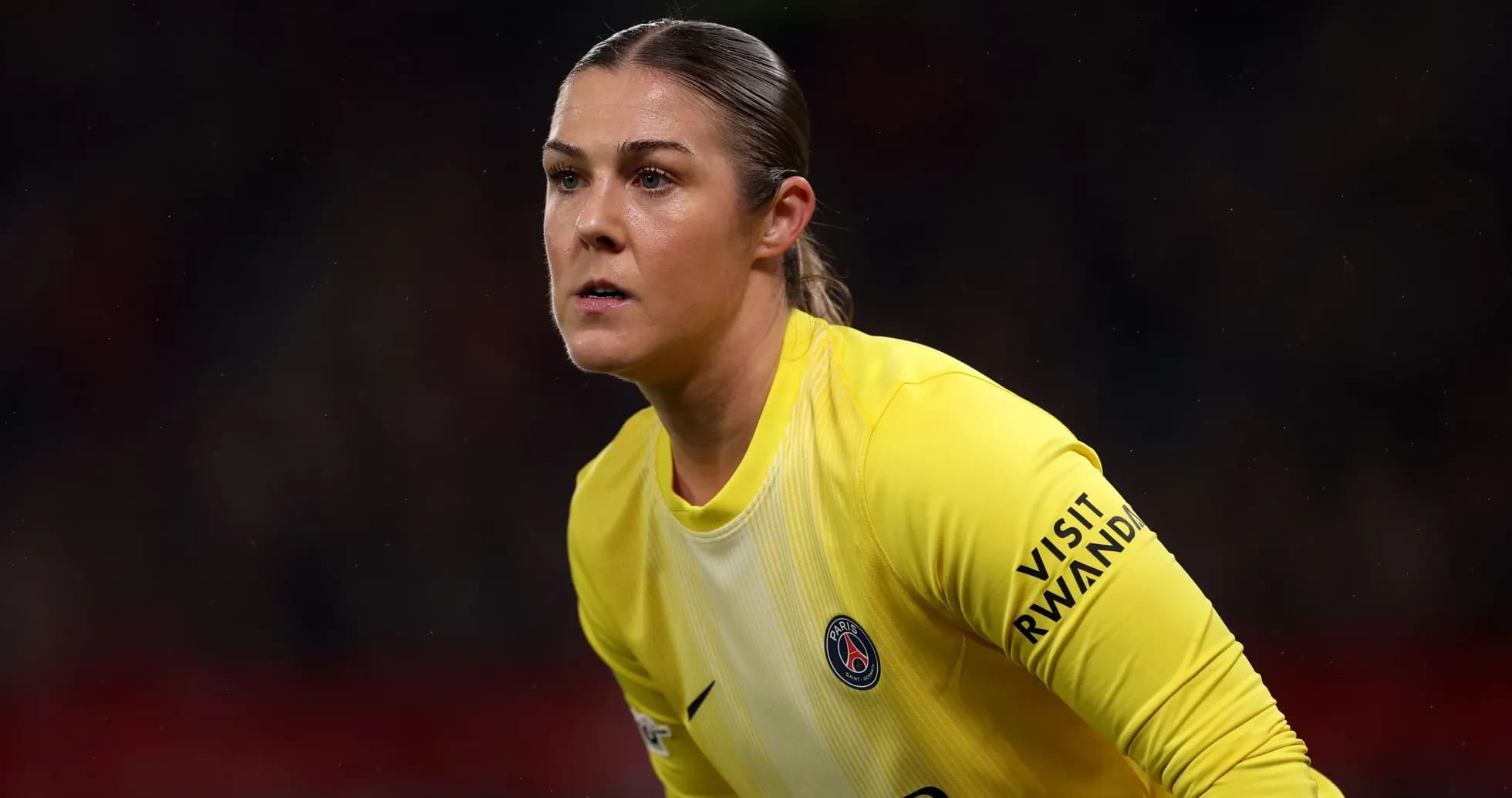 Portera de PSG en acción durante un partido