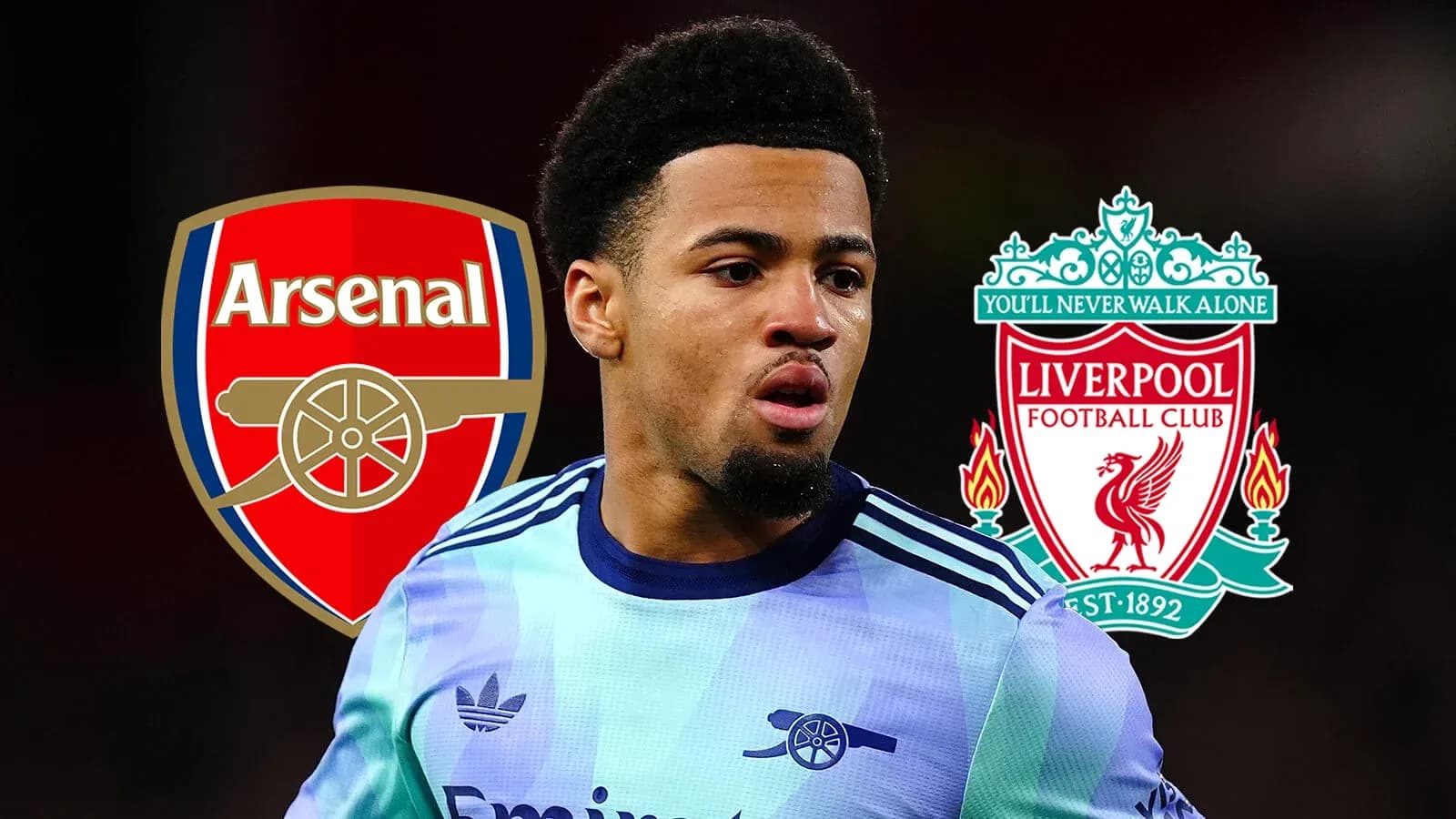 Jugador en uniforme de Arsenal con logos de clubes