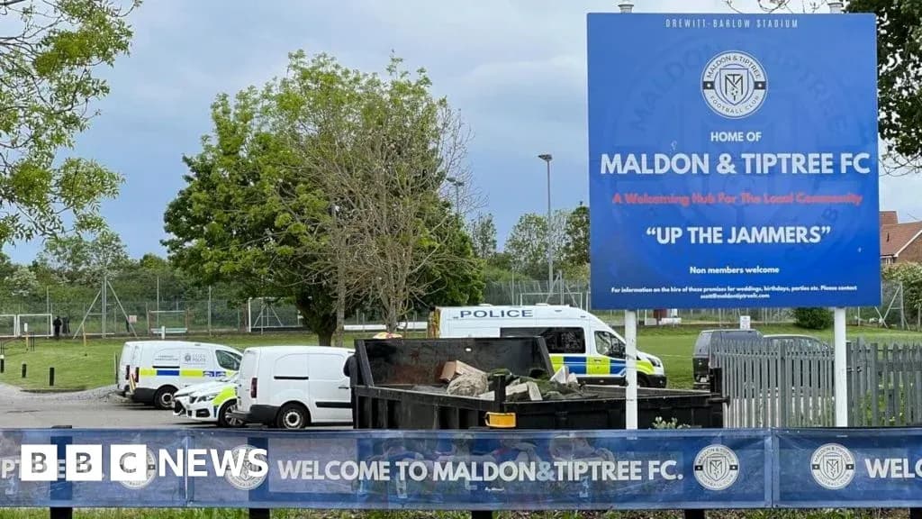 Cartel de bienvenida de Maldon & Tiptree FC