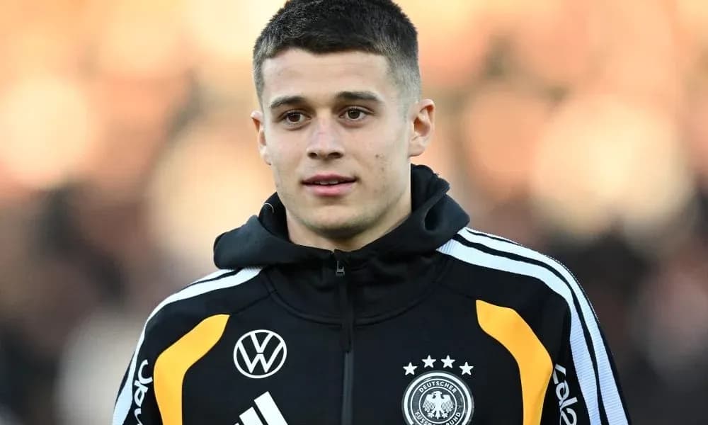 Jugador de Alemania en calentamiento antes del partido