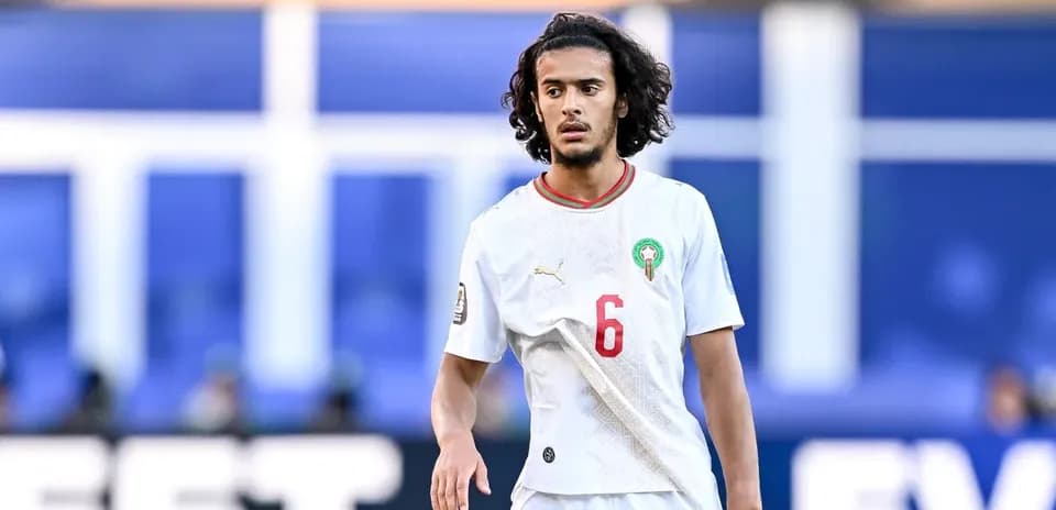 Jugador de Marruecos en el campo durante el partido